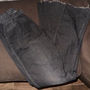 ‼️BOGO SPECIAL‼️Size M Jeans